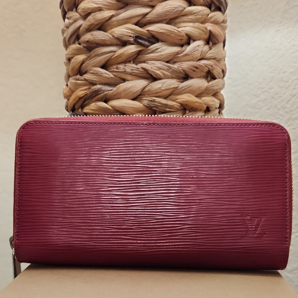 Louis Vuitton Bordeaux Epi Leather Zippy Zip Around Wallet